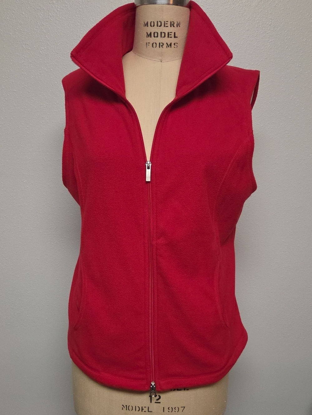 Lands' End Women's Red Zip-Up Fleece Vest